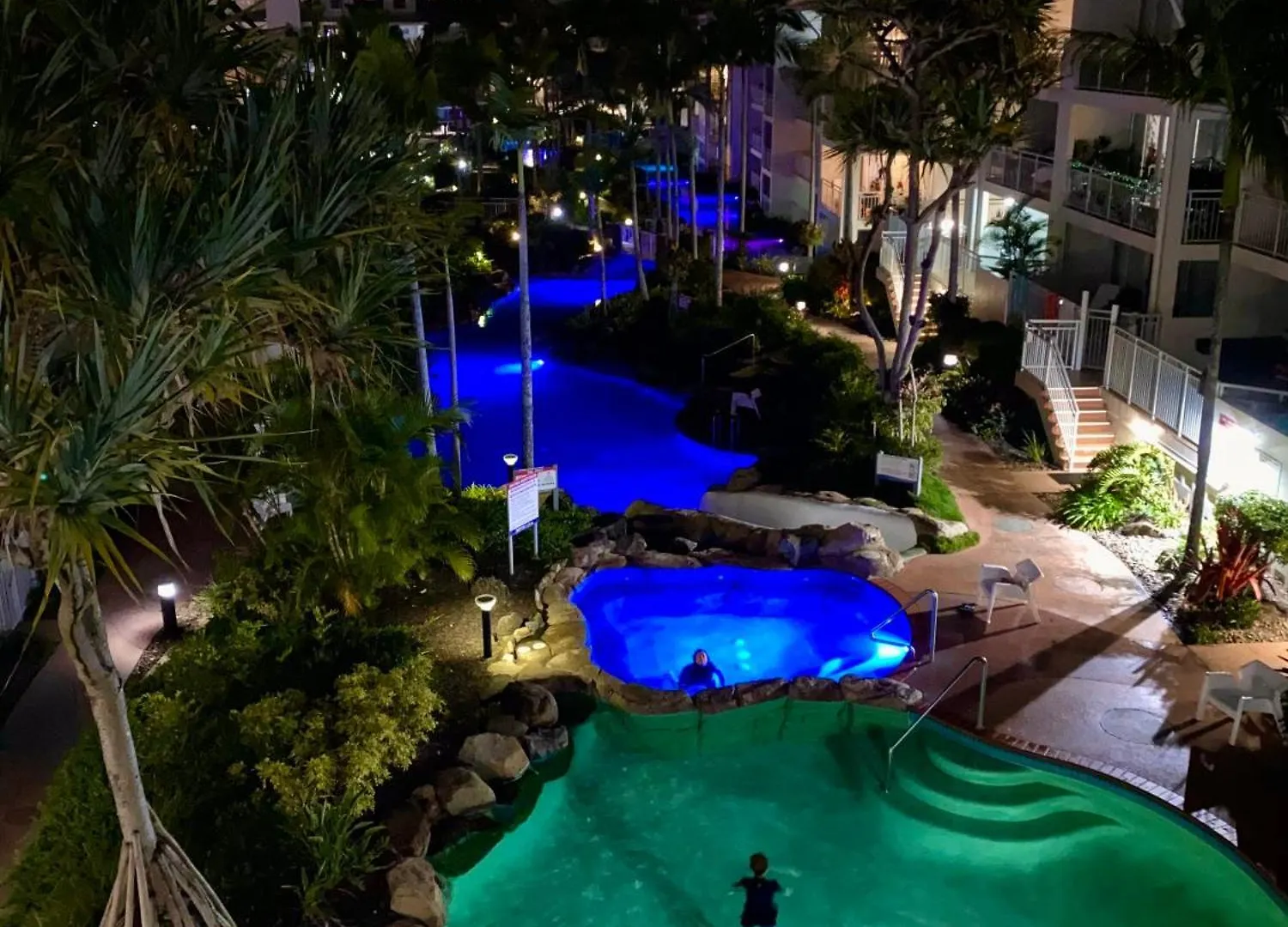 Beachfront Top Floor Resort Queen Studio At Alex Beach Resort Alexandra Headland
